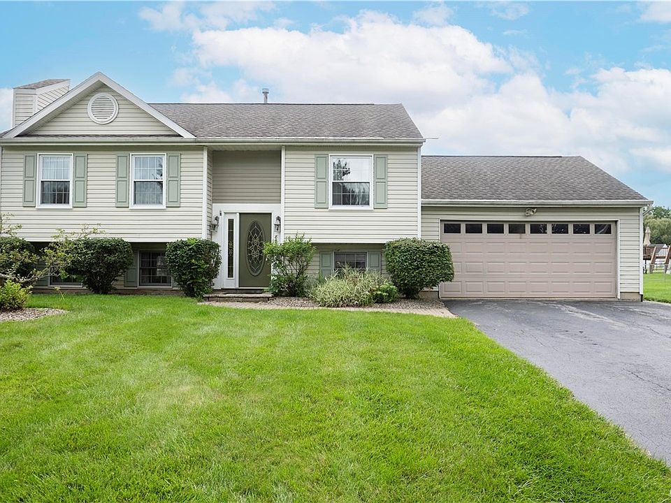 1st image of 8478 Caboose Cir