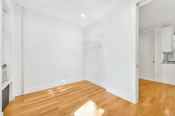 Rented by Nooklyn NYC LLC | media 10