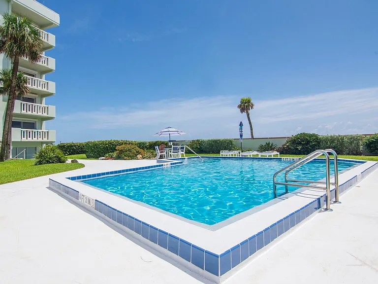 4049 Ocean Dr #201 — Photo 20