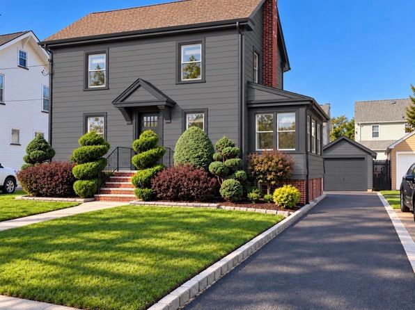839-43 Floral Ave
