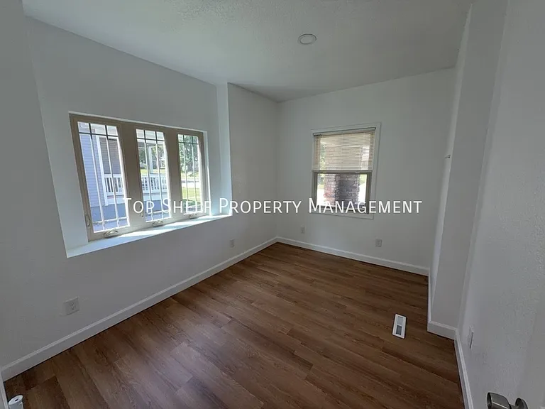 1145 21st St #1 — Photo 6