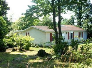 1485 New Chester Rd, New Oxford, PA 17350