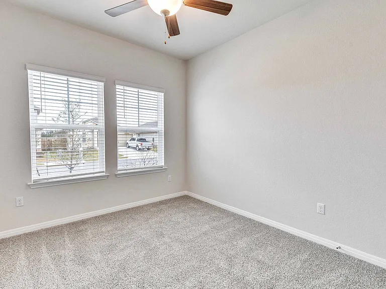 6501 Dragride Rd — Photo 16