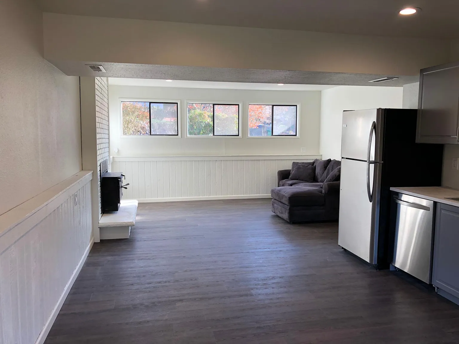 2 bed, 1050 sqft, $2,000 — Photo 3
