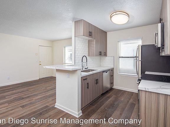 4th image of 3850 35th St APT 3