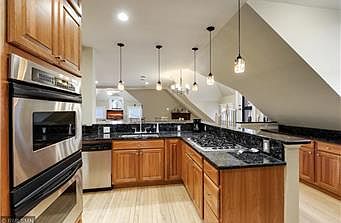 1st image of 385 Portland Ave #3