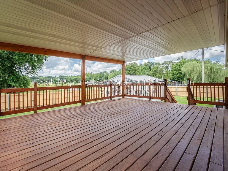 813 Daniel Ln — Photo 23