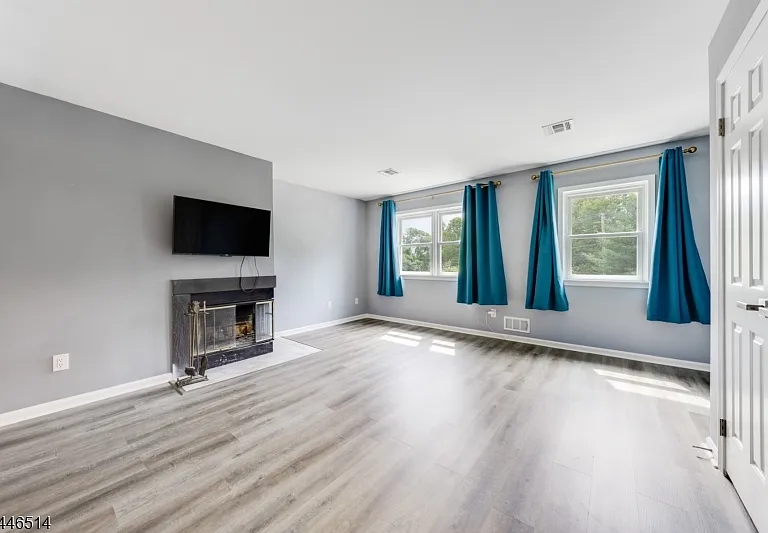 40 Loantaka Way #F — Photo 6