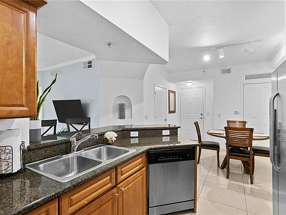 5th image of 12955 Positano CIR #202