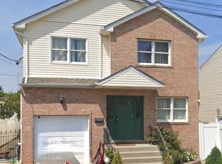 1318 Post Ave, Elmont, NY 11003