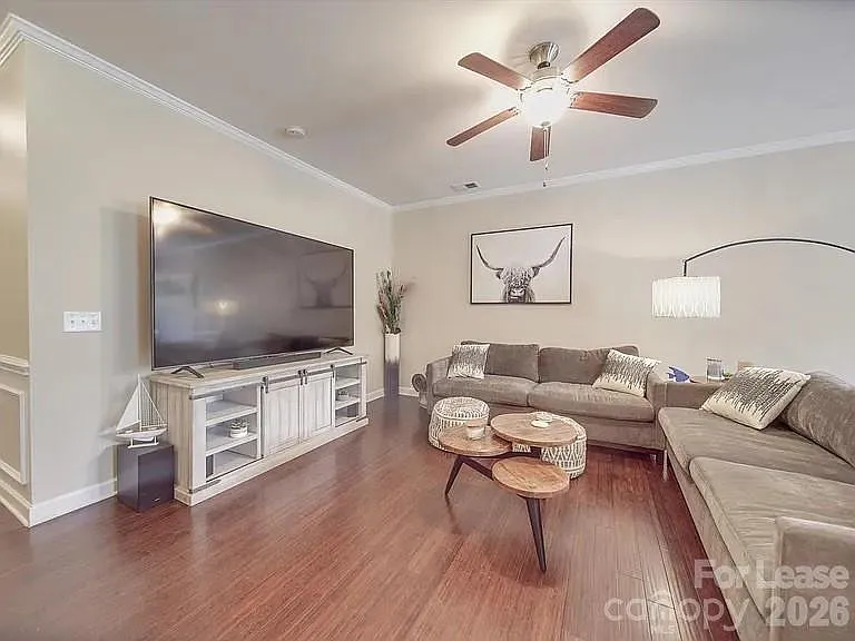 5657 Tipperlinn Way — Photo 16