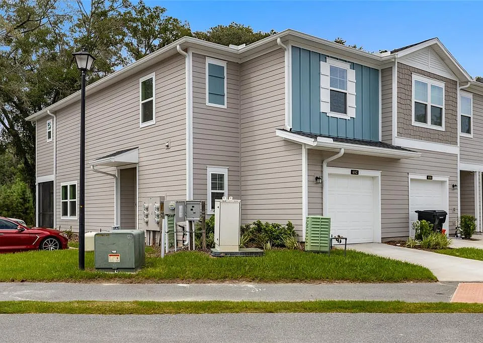 692 NW 126th Ter #692