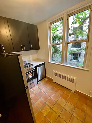 Rented by Douglas Elliman | media 9