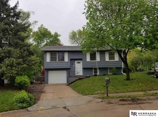 8810 Spaulding Cir, Omaha, NE 68134