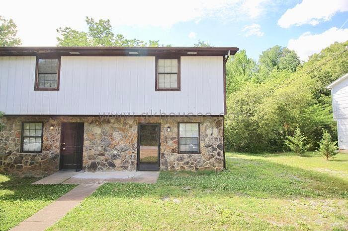 1st image of 5243 Donlyn Ln #B