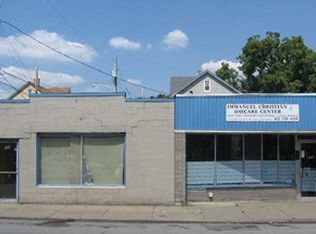 826 Chartiers Ave, Mc Kees Rocks, PA 15136