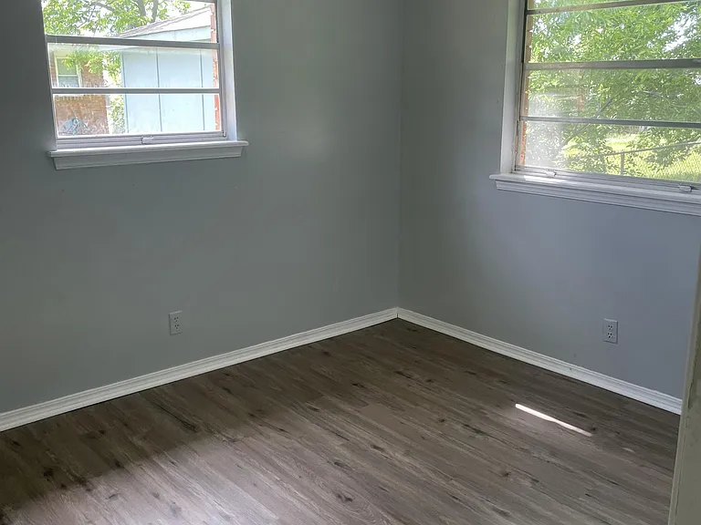 2220 S 132nd East Ave — Photo 10