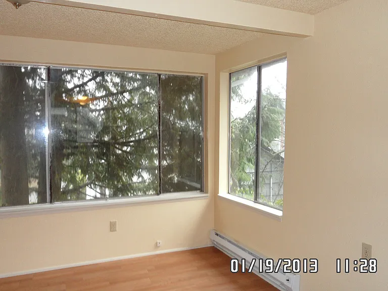 2428 E Grand Ave #3 — Photo 4