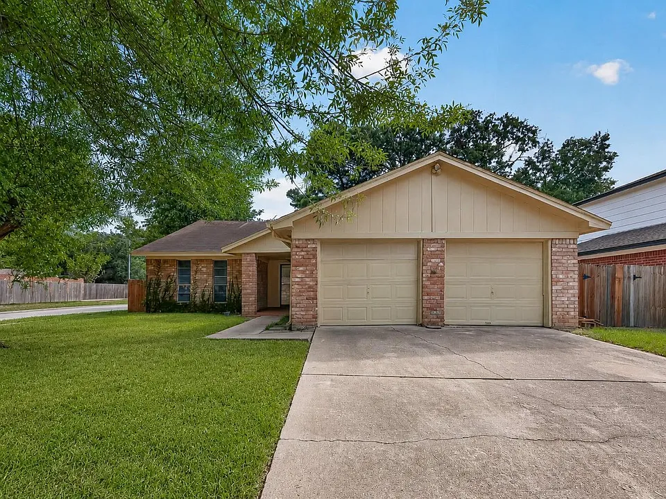 24050 Spring Briar Ln