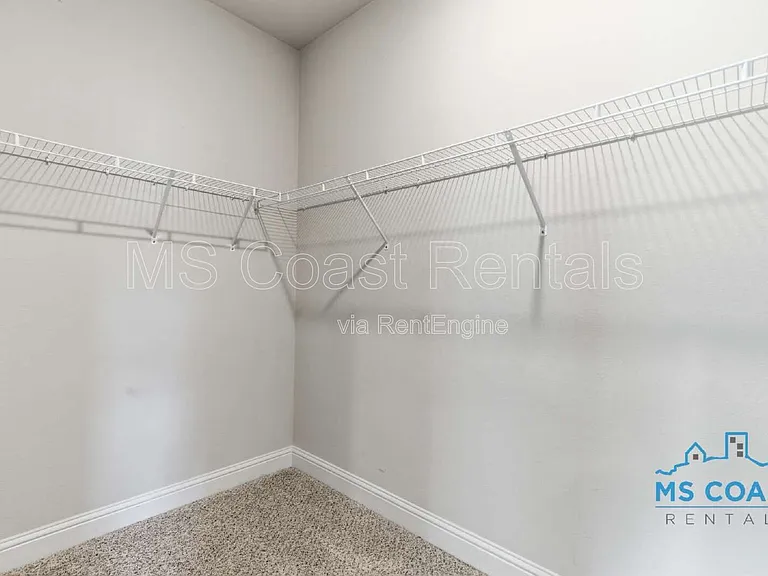 10536 Sweet Bay Dr — Photo 18