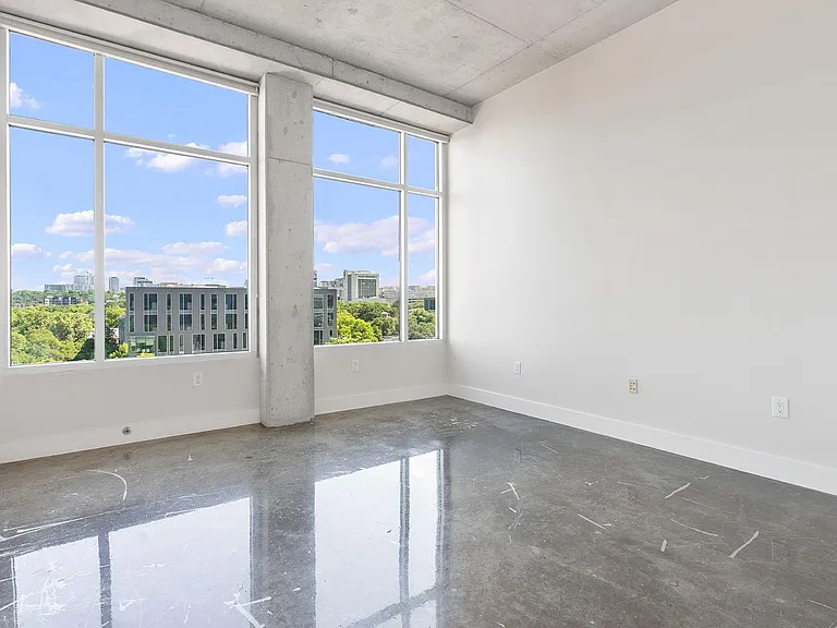 800 W 5th St #702 — Photo 8