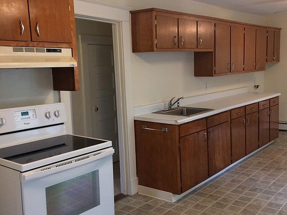 Large eat-in kitchen