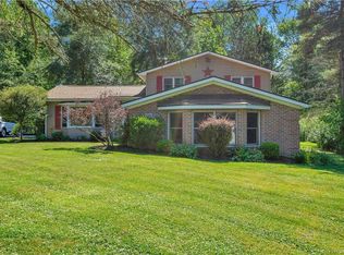 120 Sigman Ln, Elma, NY 14059