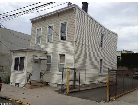 6115 Buchanan Pl #2, West New York Town, NJ 07093