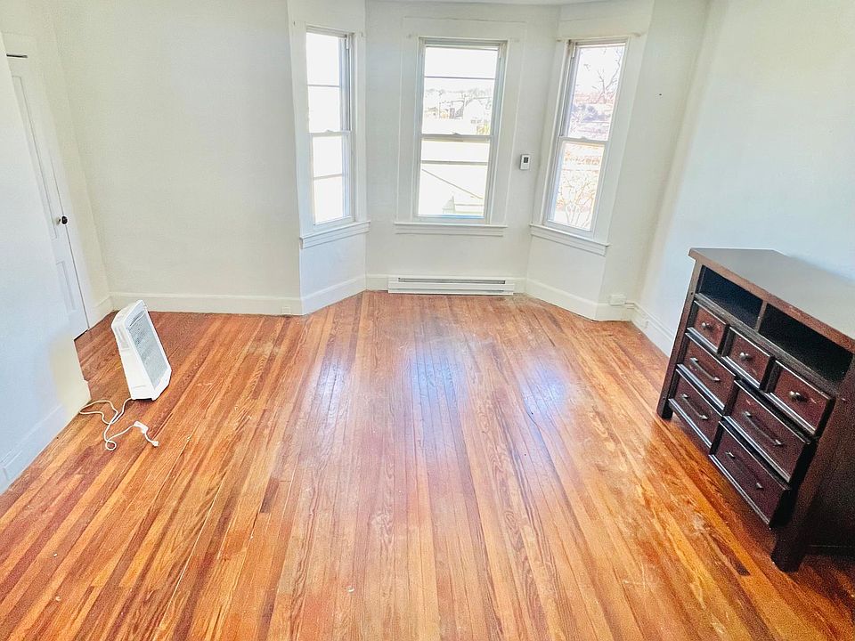 2nd image of 35 Meriline Ave #2