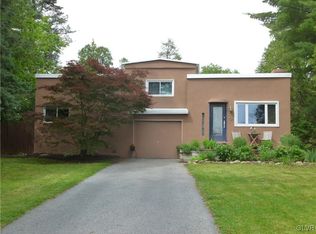 104 Alpine St, Emmaus, PA 18049