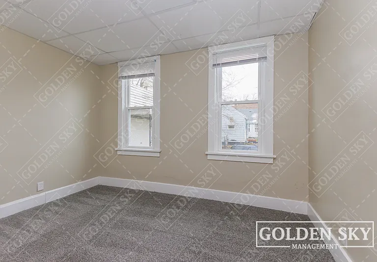219 E Willard St #1 — Photo 6