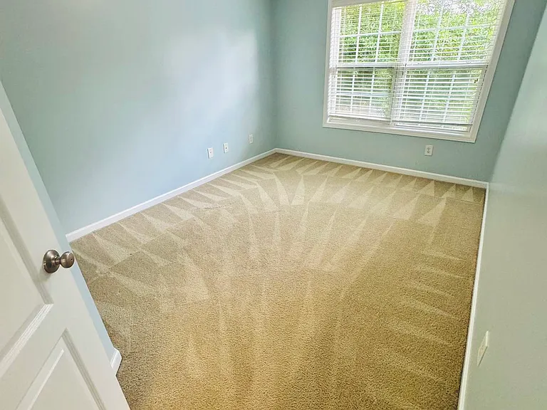 1688 Tailmore Ln — Photo 11