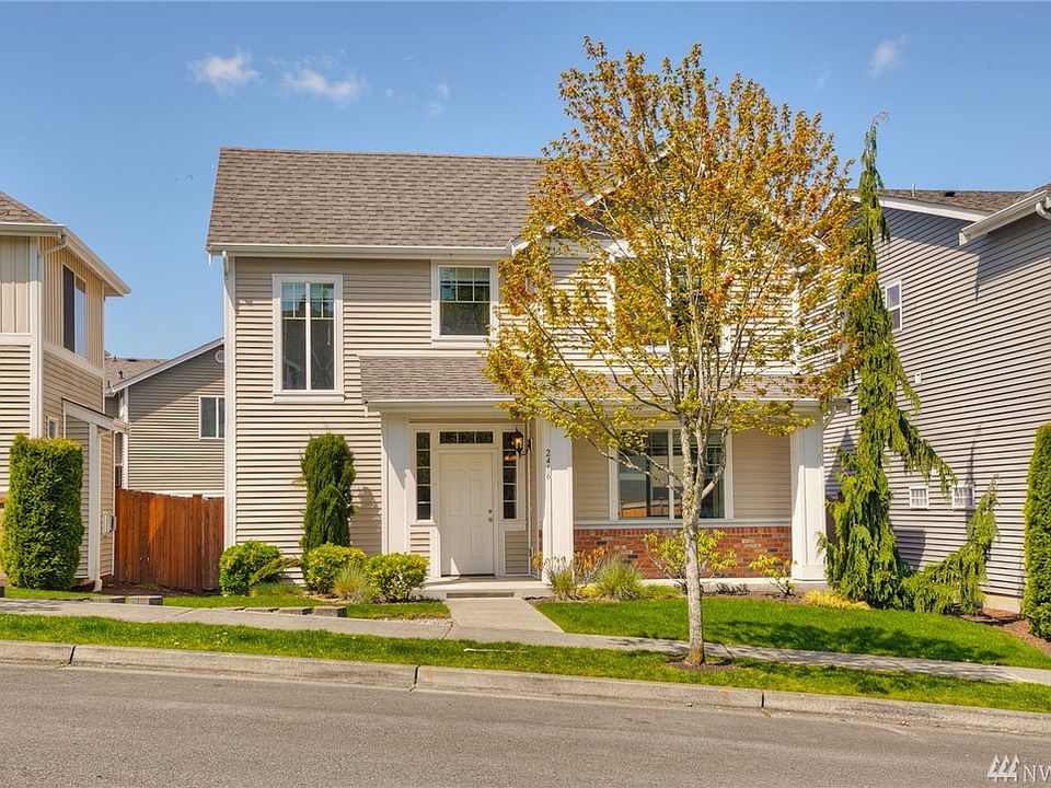 Picture Perfect Home! Front Porch and Welcoming Entry!