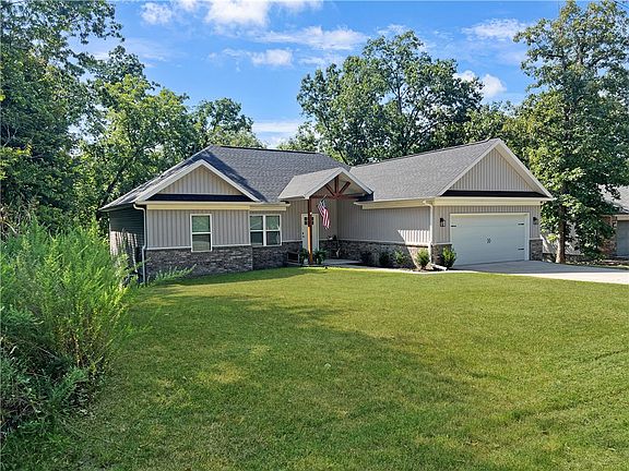 2nd image of 15 Overton Dr