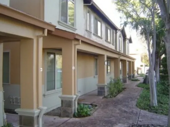 805 H St #14, Davis, CA 95616