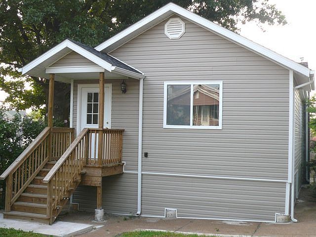 1st image of 4550 Newport Ave