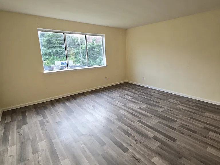 3072 Patrick Henry Dr #202 — Photo 2