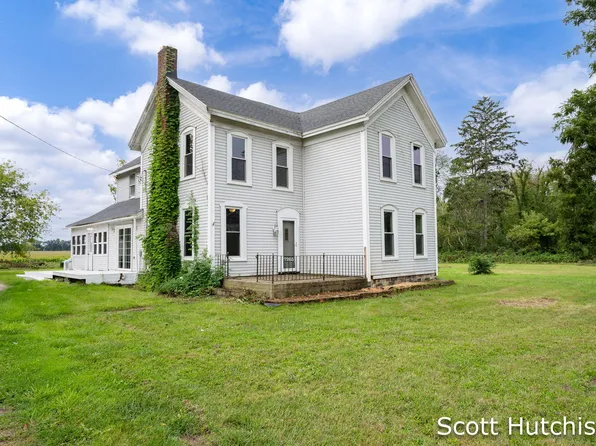 7265 W Carson City Rd, Greenville, MI 48838