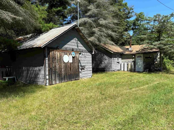 12221 5th Ave, Marion, MI 49665