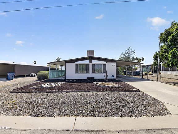 2nd image of 2206 S VISTA Road