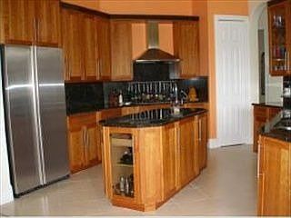 5th image of 126 Lansing Island Dr
