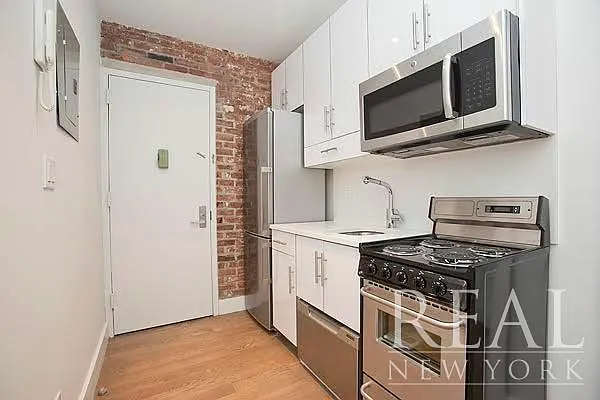 Rented by REAL New York | media 15