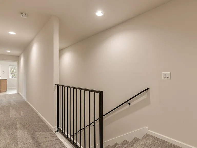 624 N Cedar Ave — Photo 26