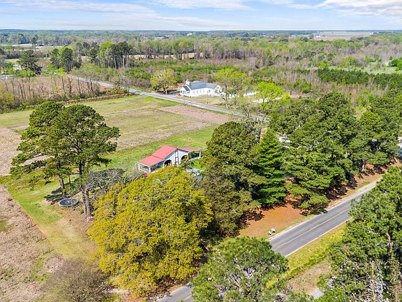 2nd image of 325 Bartlett Road