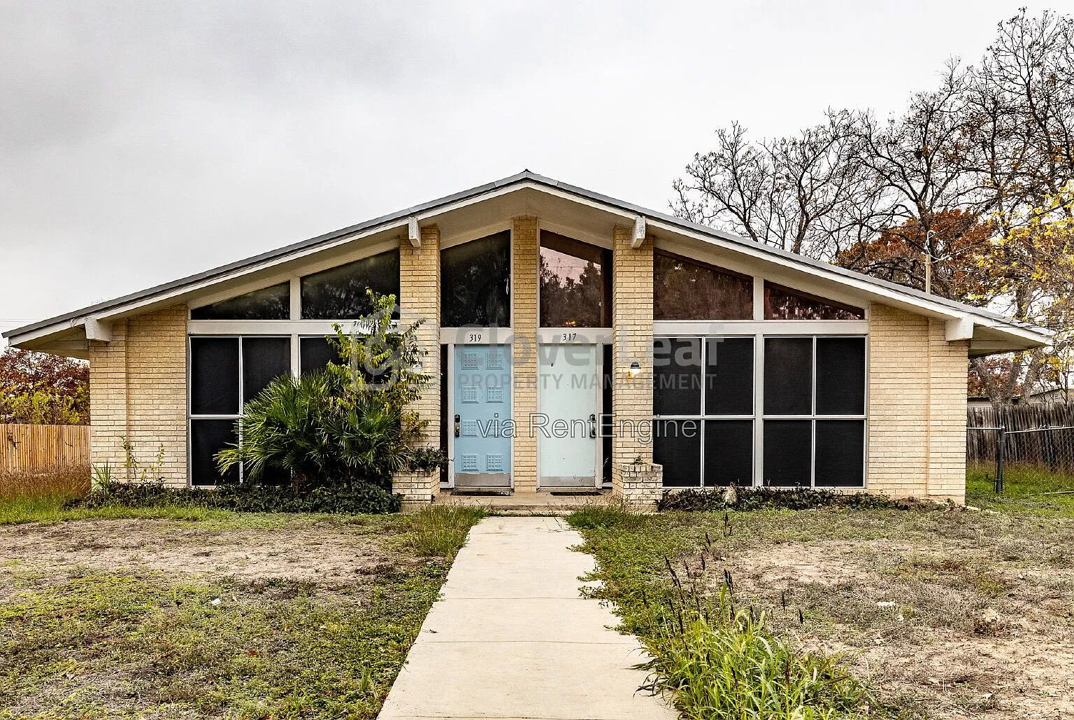 2 bed, 1.0 bath, 1197 sqft, $1,100 — Photo 3