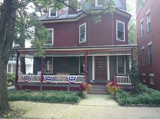 4 Auburn St, Brookline, MA 02446