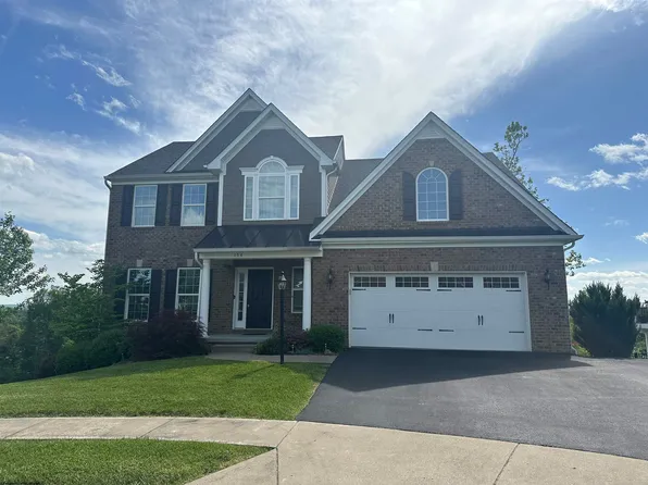 154 Summit Woods Dr, Morgantown, WV 26508