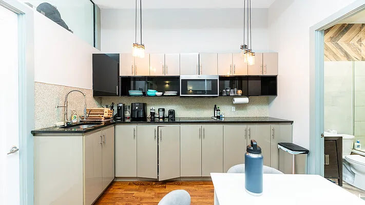 Rented by Nooklyn NYC LLC | media 5