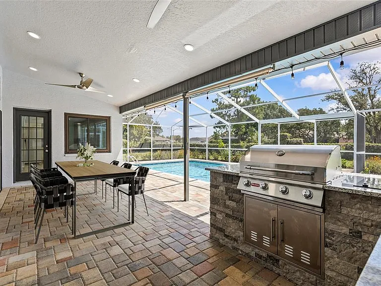9447 Ashley Dr — Photo 25