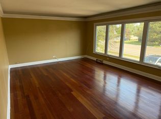 860 N Northwest Hwy APT 2, Park Ridge, IL 60068